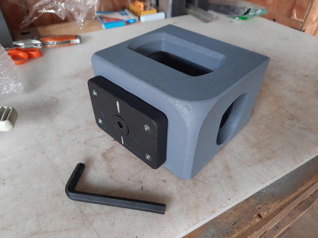 Container Twistlocks