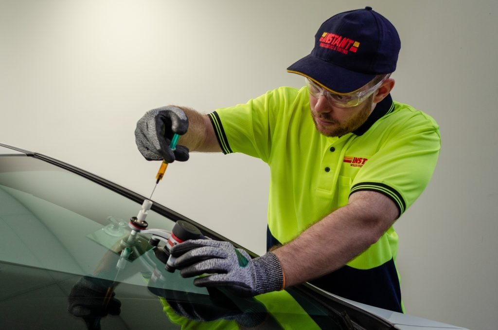 Instant Windscreens Rockingham - Repairs & Tinting